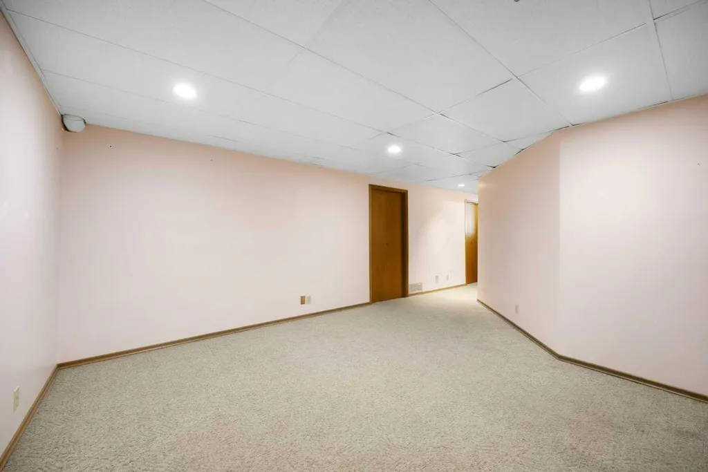 80 Macewan Drive NW Calgary AB T3K 2P7