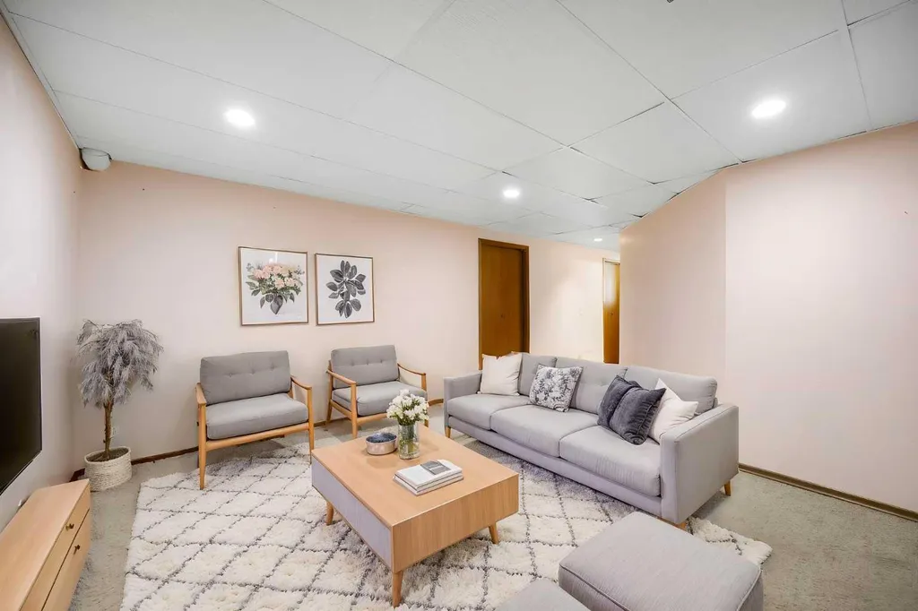 80 Macewan Drive NW Calgary AB T3K 2P7