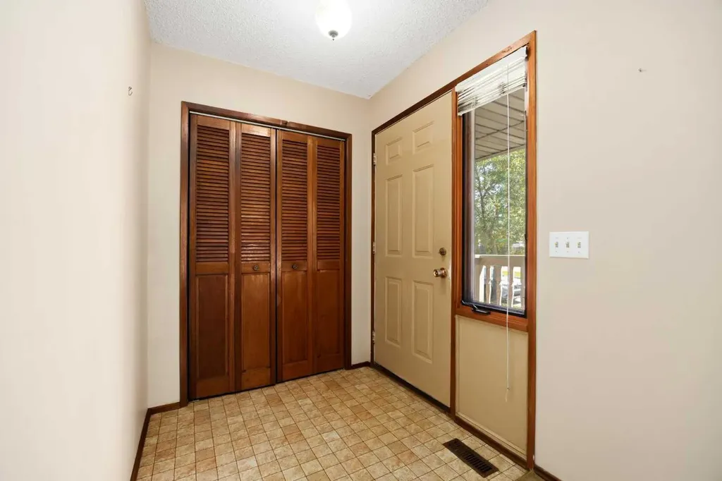 80 Macewan Drive NW Calgary AB T3K 2P7