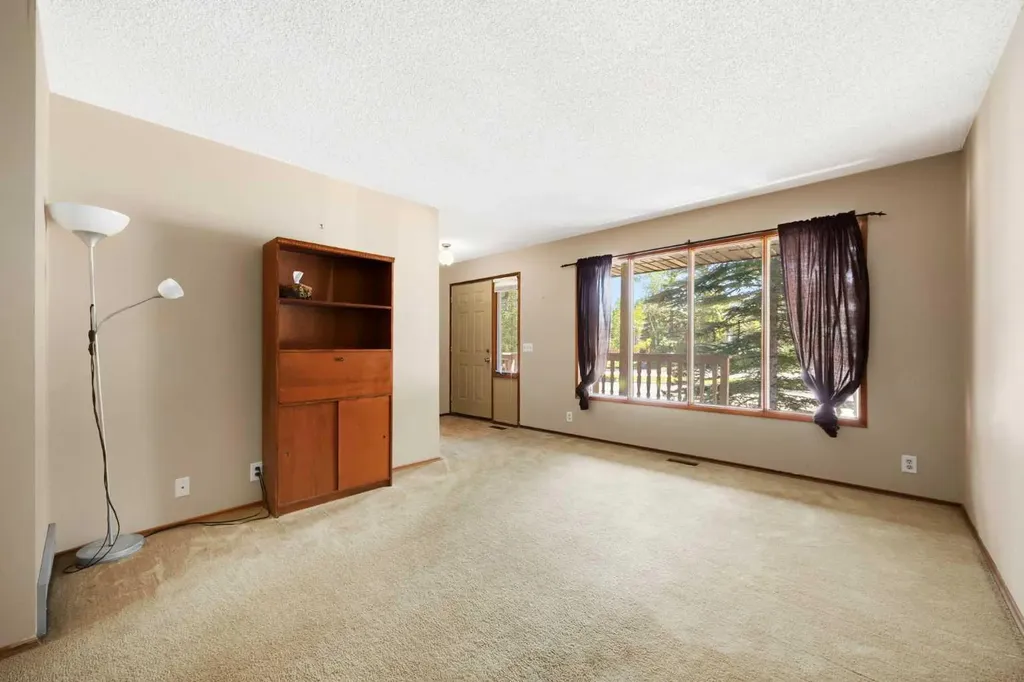 80 Macewan Drive NW Calgary AB T3K 2P7