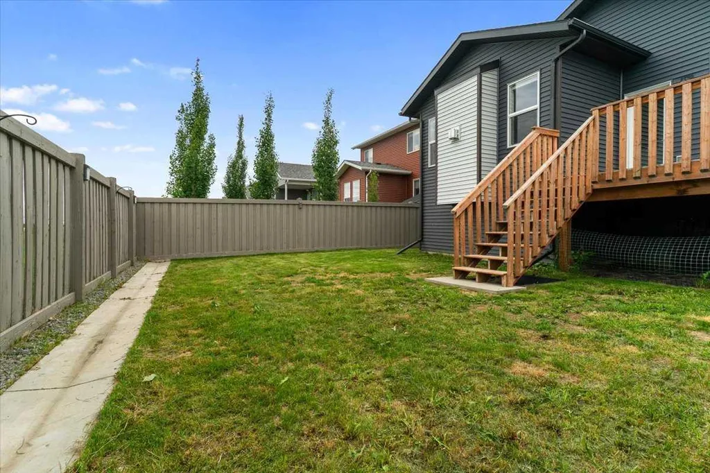 13425 104 A Street Grande Prairie AB T8V 6K8
