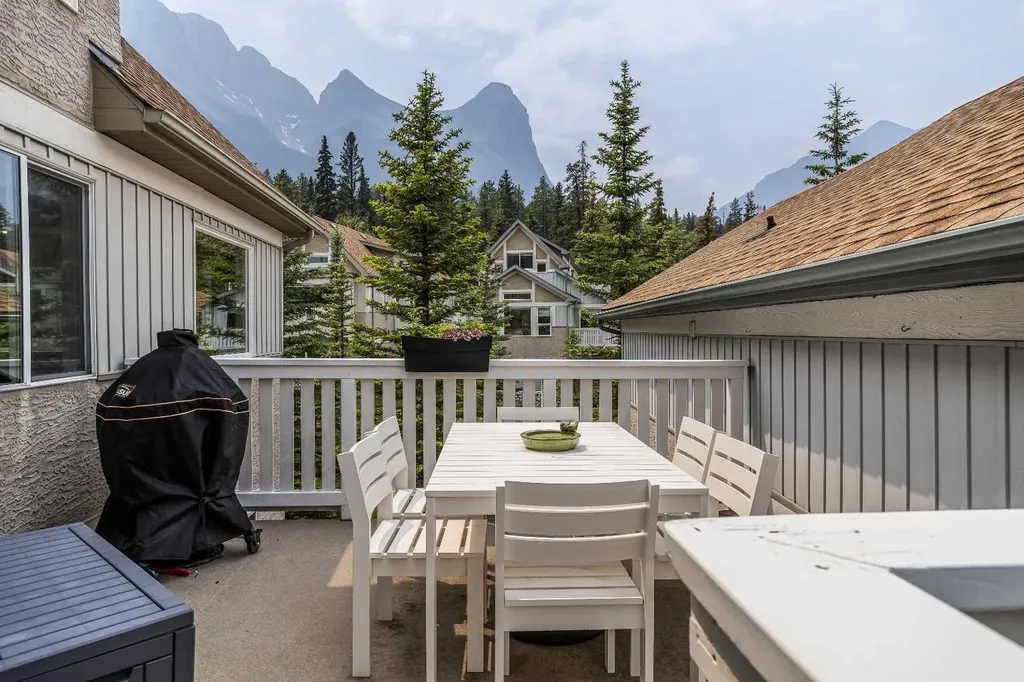 127 Carey Canmore AB T1W2R3