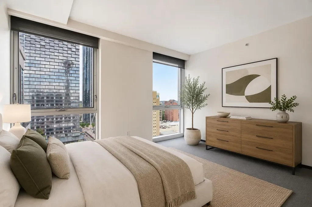108 9 Avenue SW Calgary AB T2P 0S9