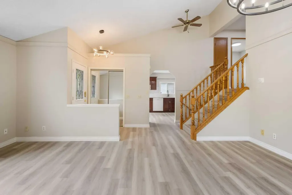 68 Scenic Acres Drive NW Calgary AB T3L 1C2