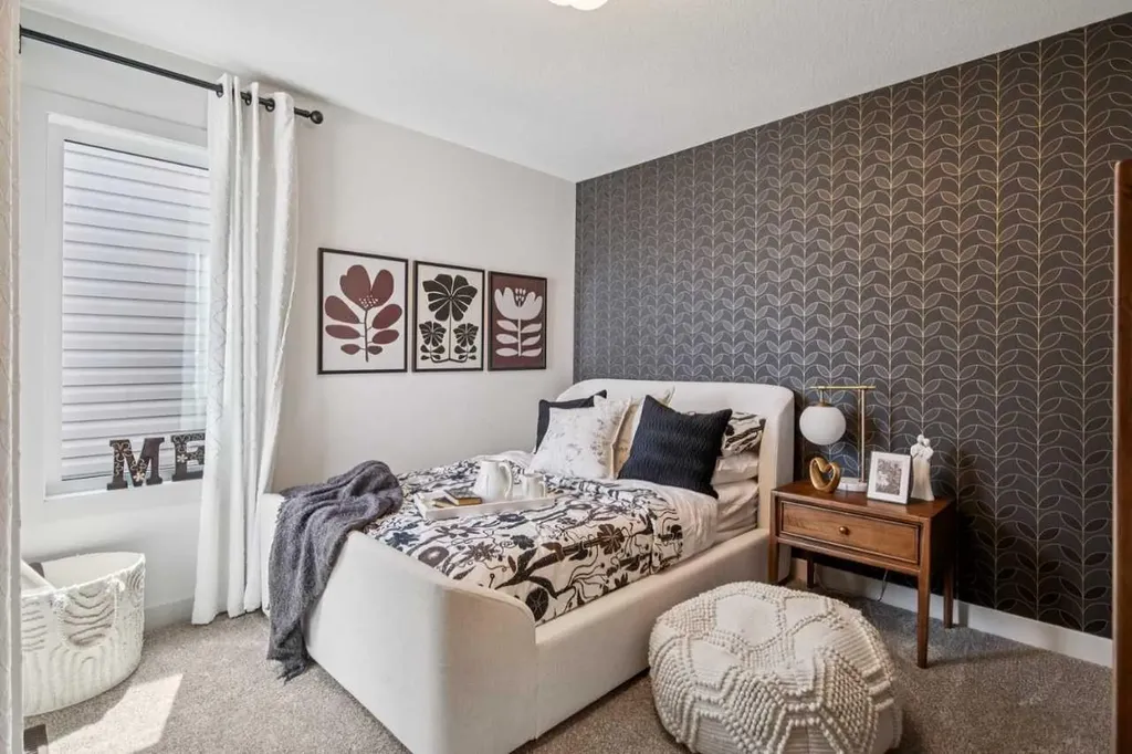 149 Creekstone Link SW Calgary AB T2X 6H4