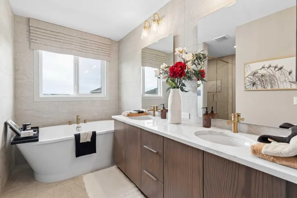 149 Creekstone Link SW Calgary AB T2X 6H4