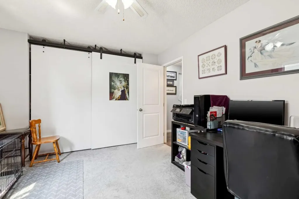 336 Coventry Close NE Calgary AB T3K4C5
