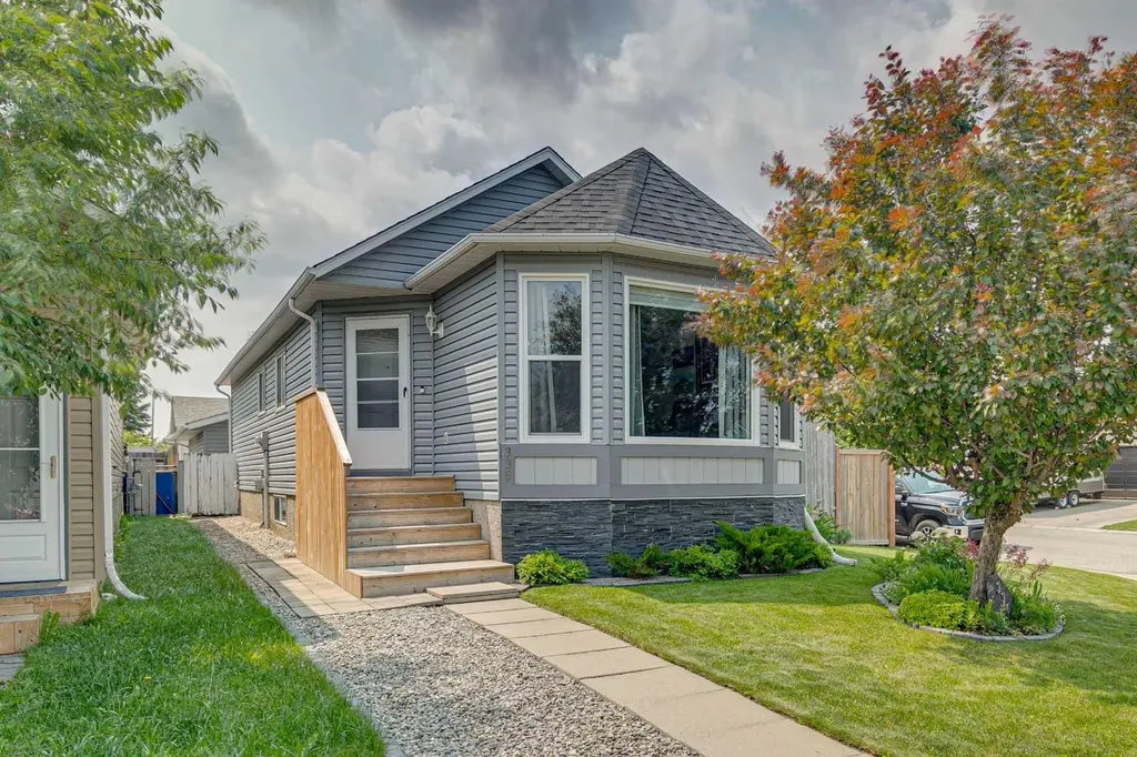 336 Coventry Close NE Calgary AB T3K4C5