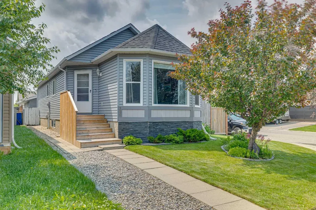 336 Coventry Close NE Calgary AB T3K4C5