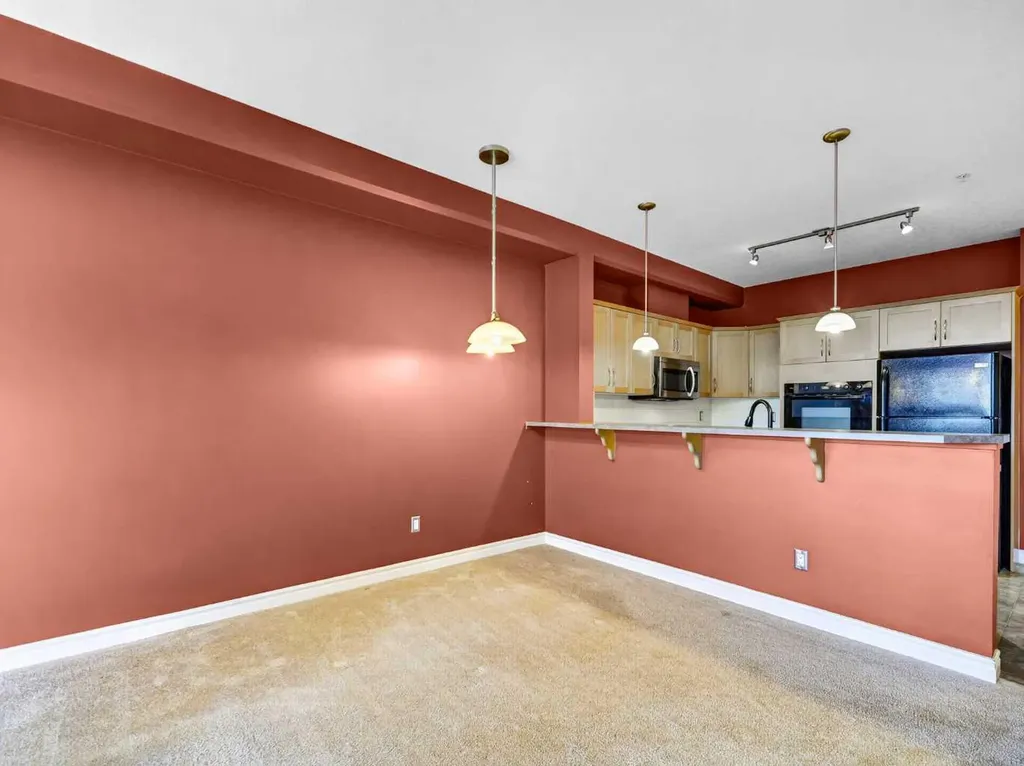 3111 34 Avenue NW Calgary AB T2L 0Y2