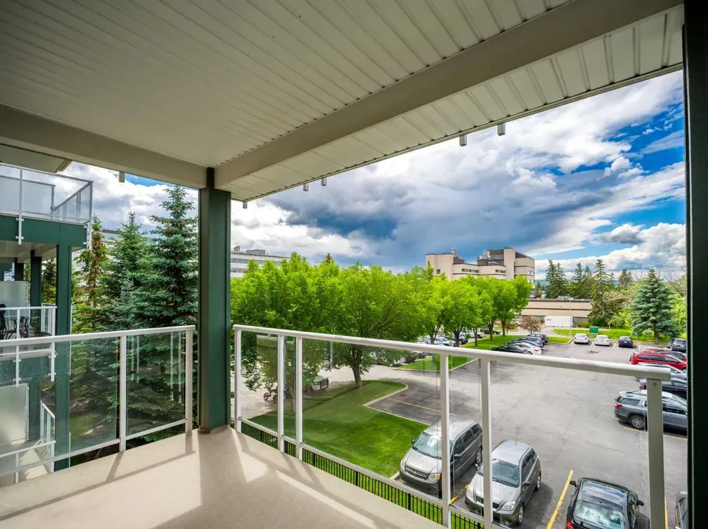 3111 34 Avenue NW Calgary AB T2L 0Y2
