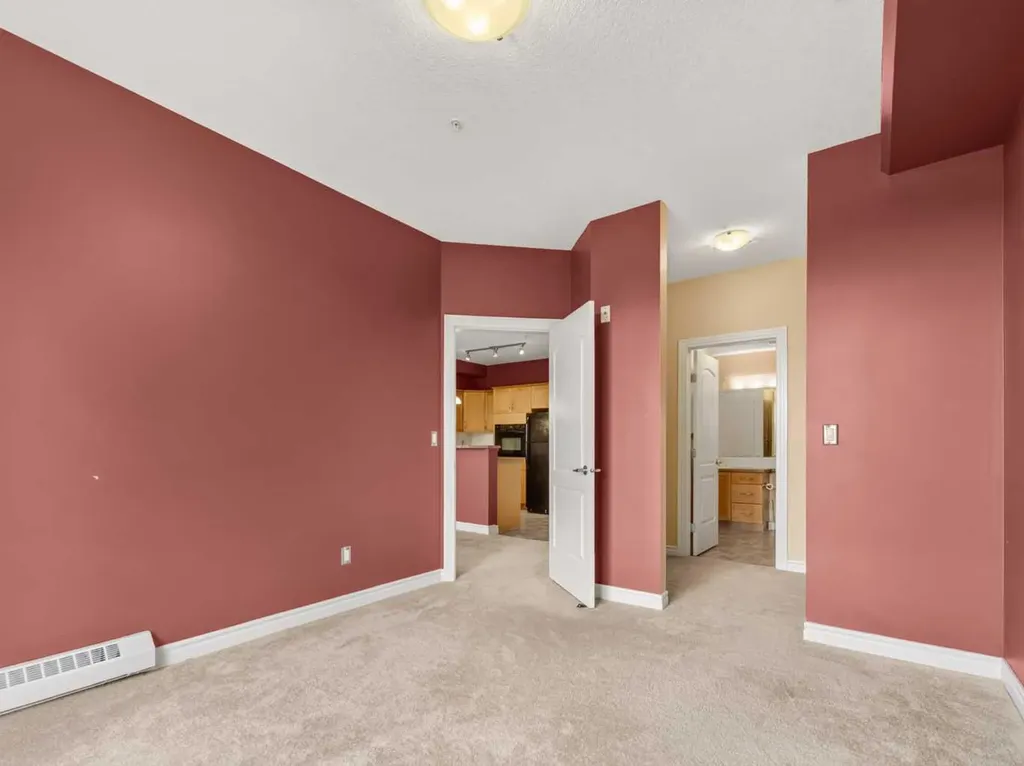 3111 34 Avenue NW Calgary AB T2L 0Y2