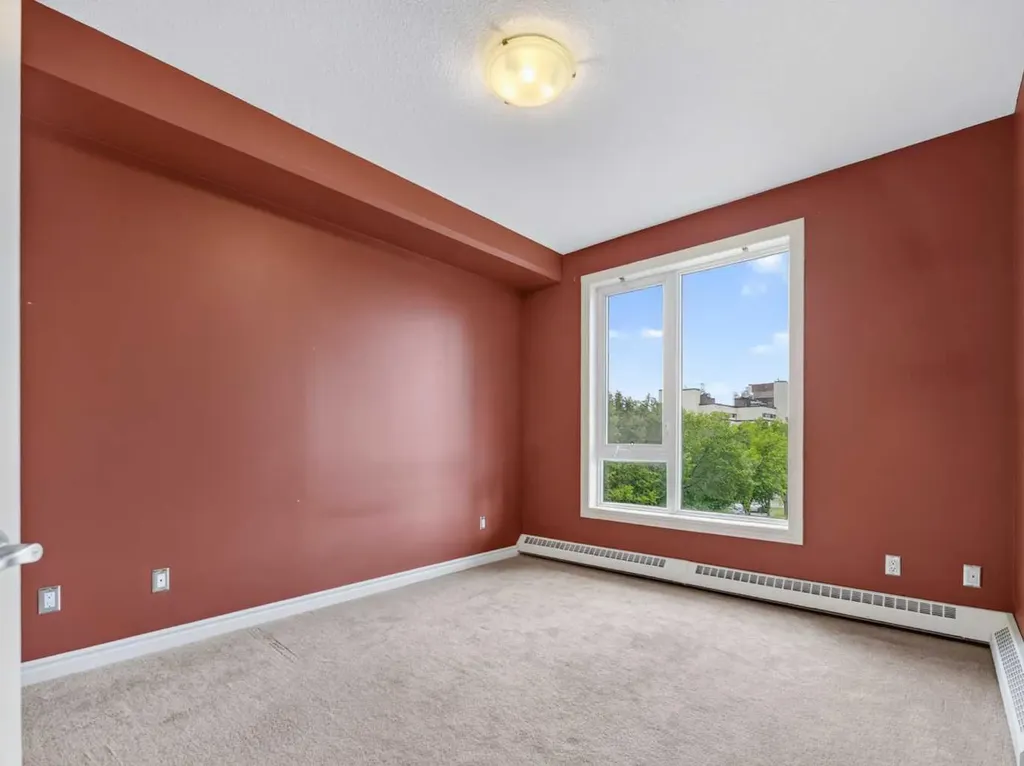 3111 34 Avenue NW Calgary AB T2L 0Y2