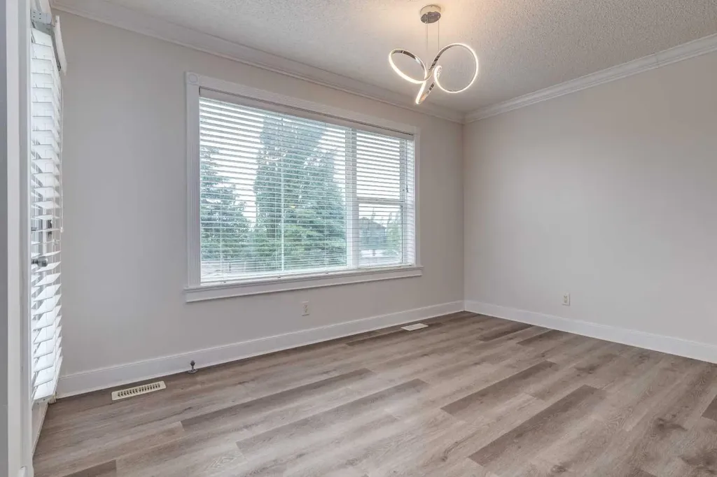 250 Panatella Court NW Calgary AB T3K 5X9