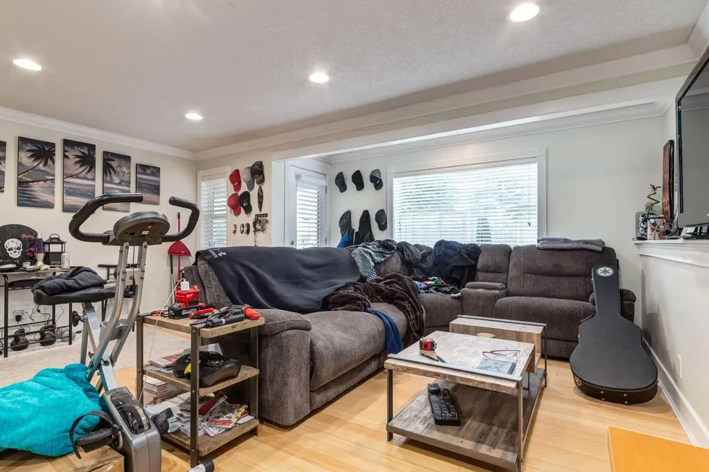 250 Panatella Court NW Calgary AB T3K 5X9