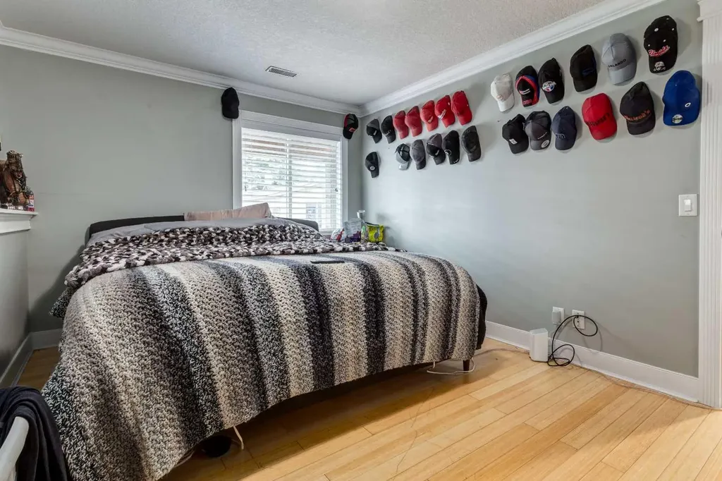 250 Panatella Court NW Calgary AB T3K 5X9