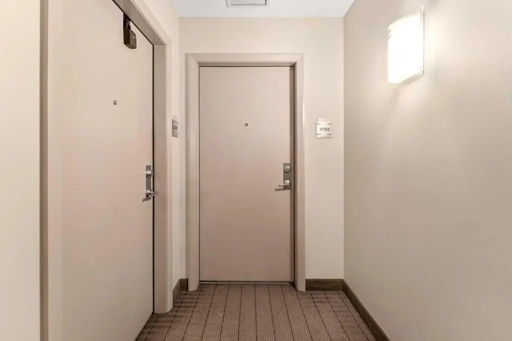 1320 1 Street SE Calgary AB T2G 0G8