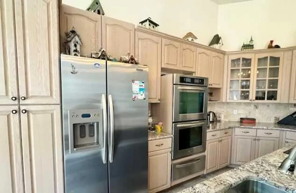 50 Lakeview Heights Canyon Creek AB T0G 2M0
