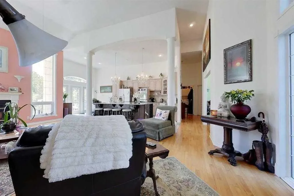 50 Lakeview Heights Canyon Creek AB T0G 2M0