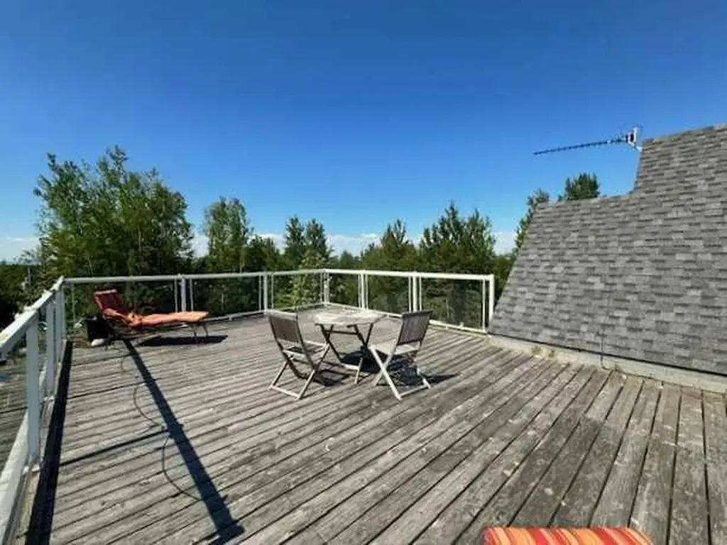 50 Lakeview Heights Canyon Creek AB T0G 2M0