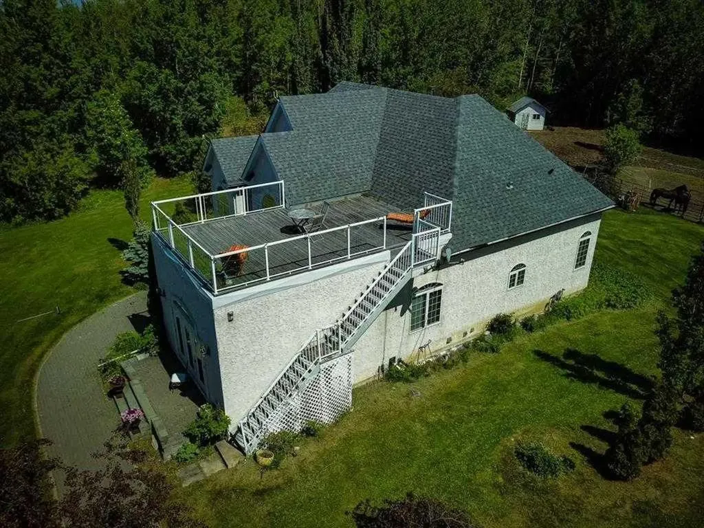 50 Lakeview Heights Canyon Creek AB T0G 2M0
