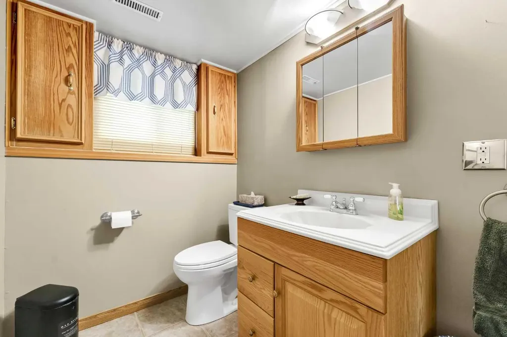 127 Markwick Drive SE Medicine Hat AB T1A7V9