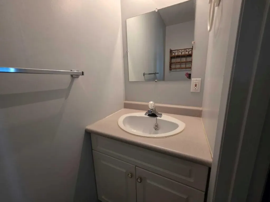 9102 99a Avenue Sexsmith AB T0H 3C0