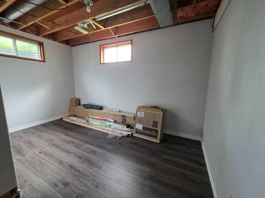 9102 99a Avenue Sexsmith AB T0H 3C0