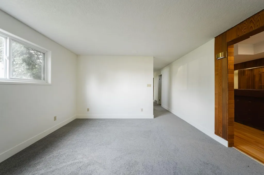 122 Christina Court Fort Mcmurray AB T9K 1H3