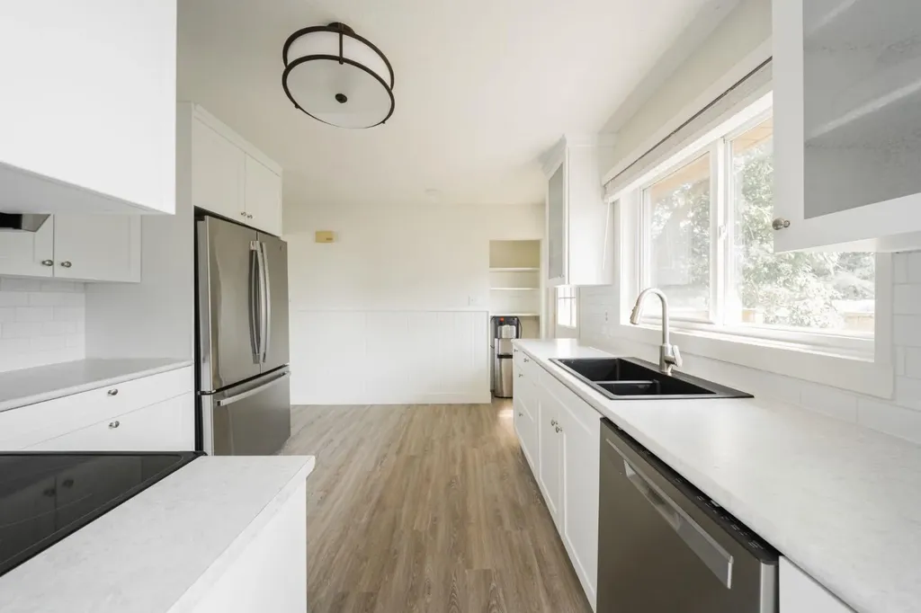 122 Christina Court Fort Mcmurray AB T9K 1H3