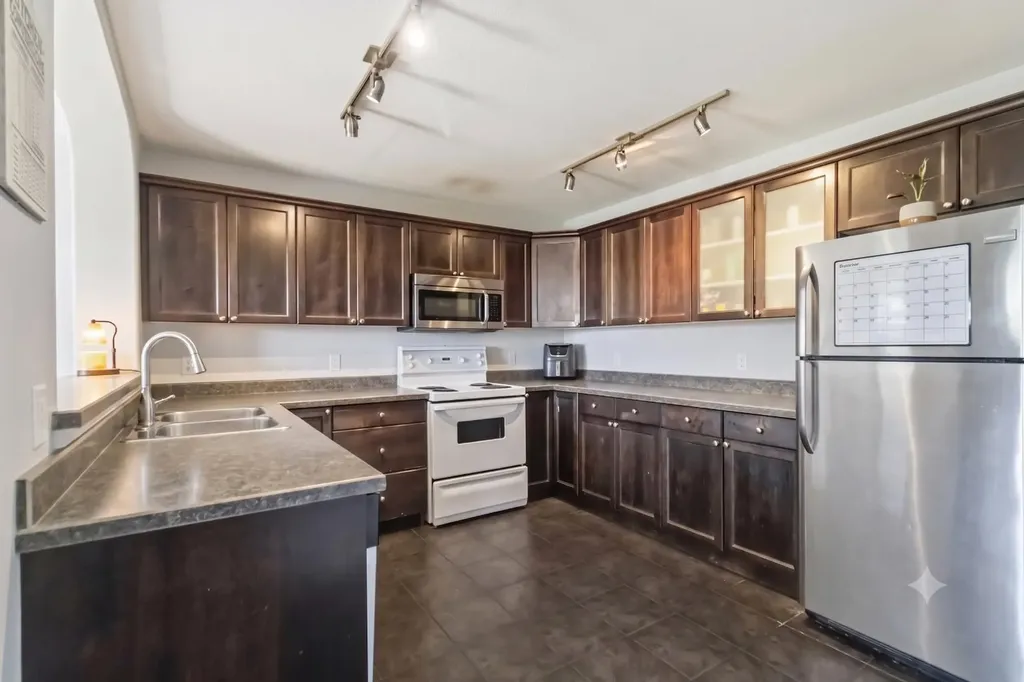 205 Gravelstone Way Fort Mcmurray AB T9K0S9