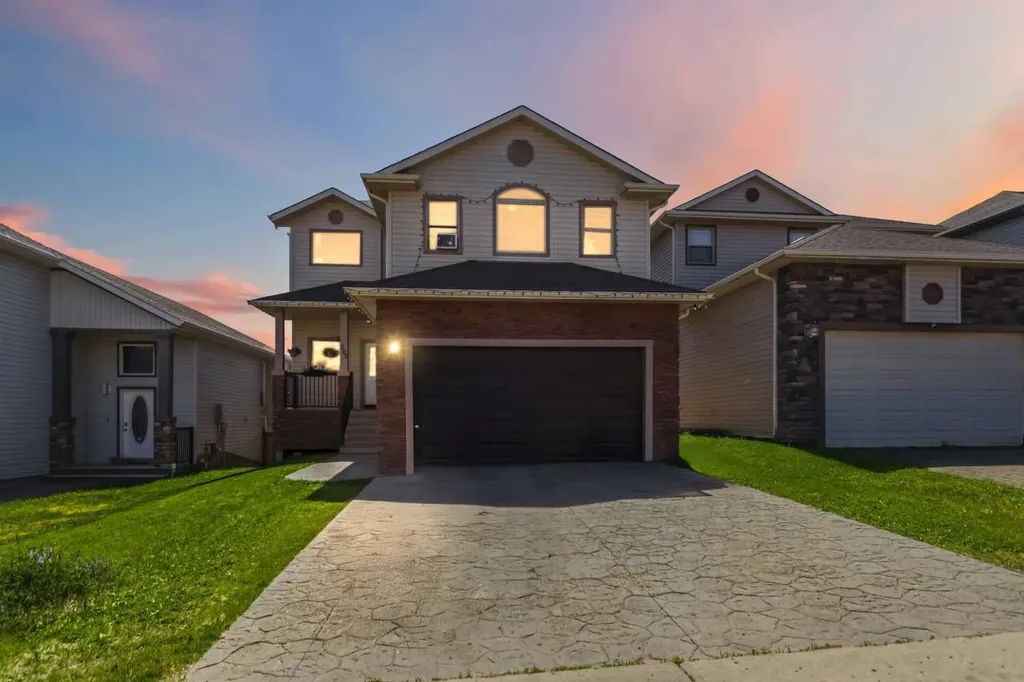 205 Gravelstone Way Fort Mcmurray AB T9K0S9