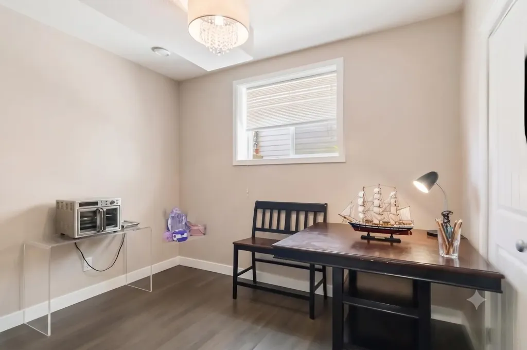 205 Gravelstone Way Fort Mcmurray AB T9K0S9