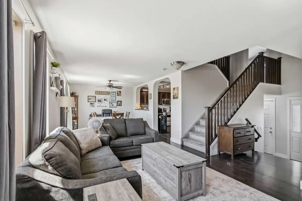 205 Gravelstone Way Fort Mcmurray AB T9K0S9