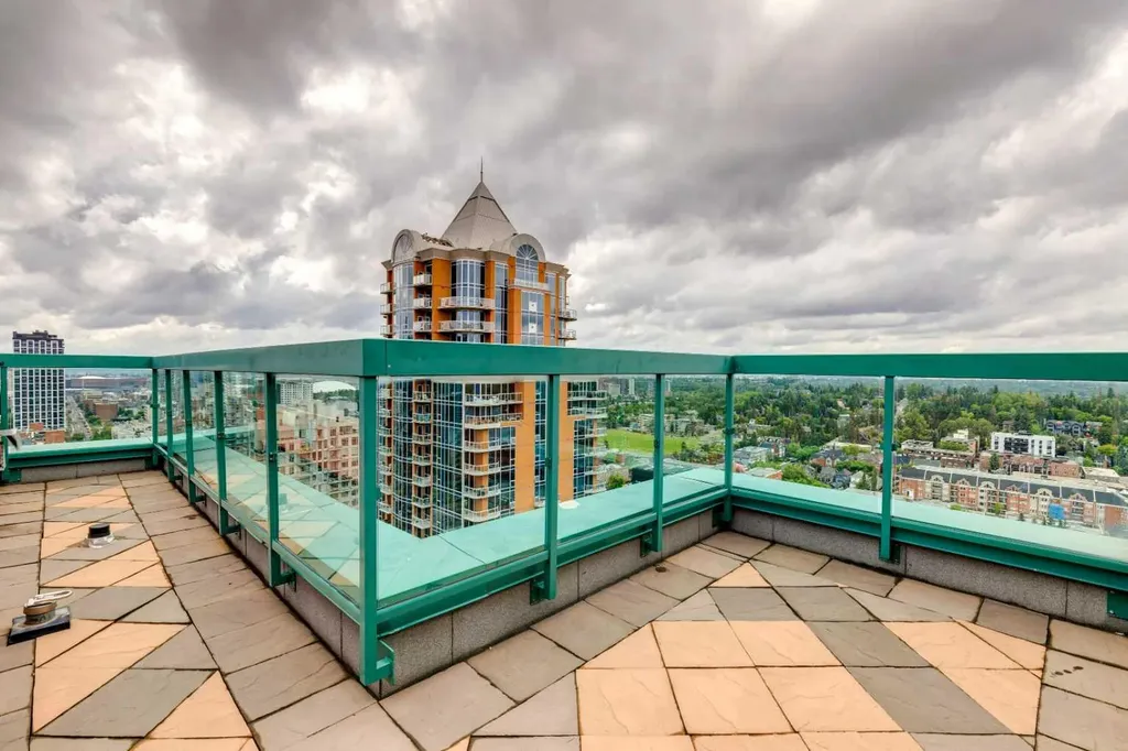 836 15 Avenue SW Calgary AB T2R1S2
