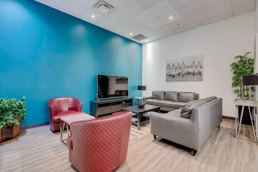 836 15 Avenue SW Calgary AB T2R1S2
