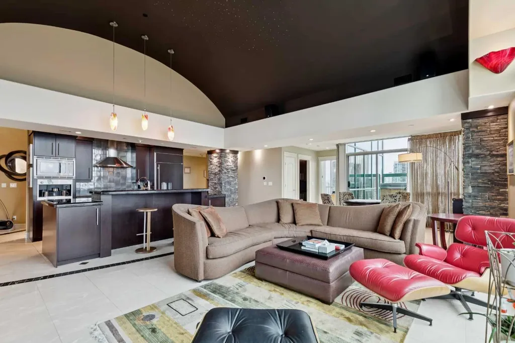 836 15 Avenue SW Calgary AB T2R1S2