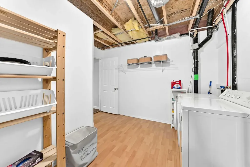 383 Edgebrook Rise NW Calgary AB T3A 5J8