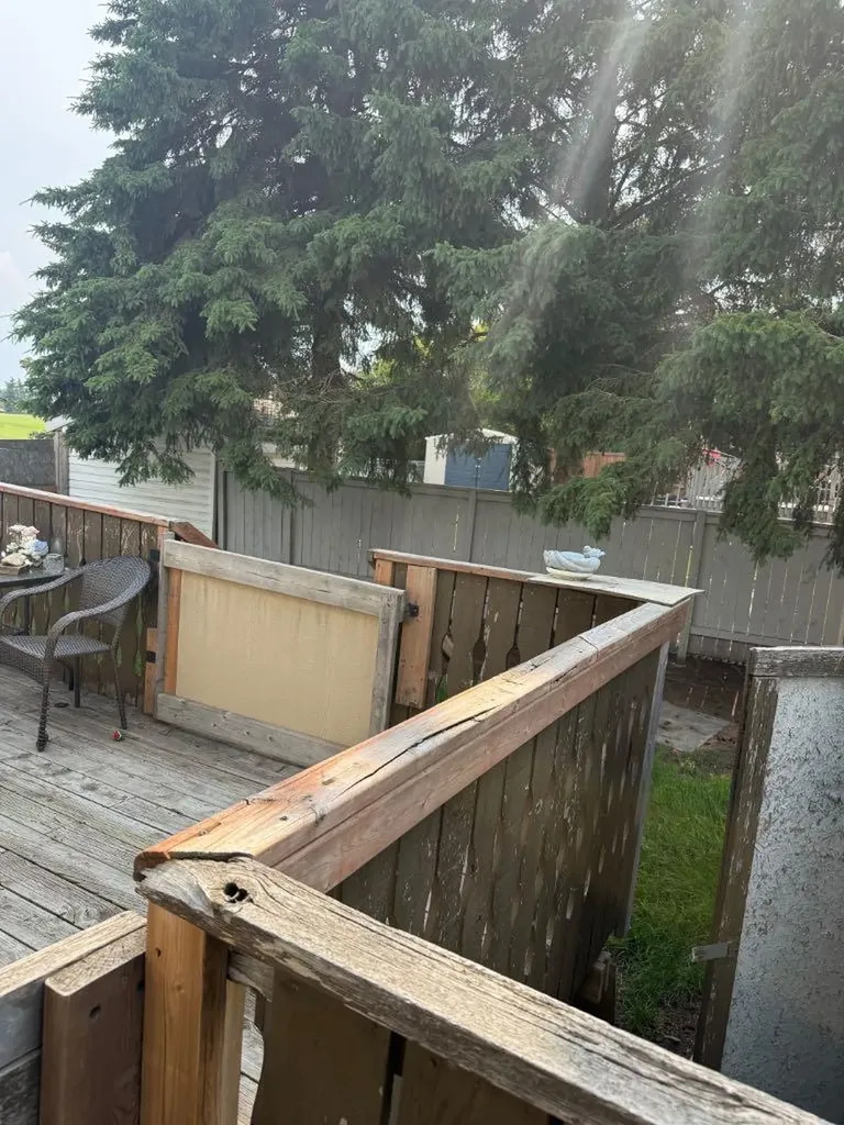 112 Huntstrom Drive NE Calgary AB T2K 5T5