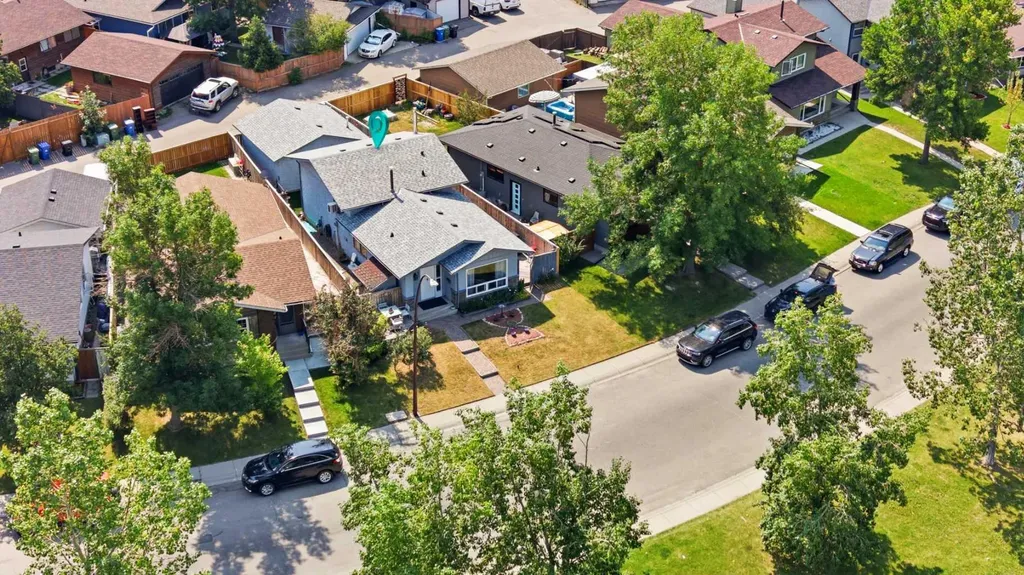 55 Sunbank Road SE Calgary AB T2X 1X8