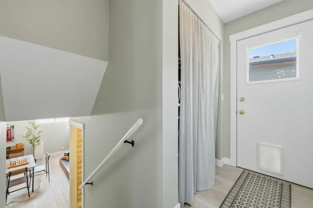 55 Sunbank Road SE Calgary AB T2X 1X8