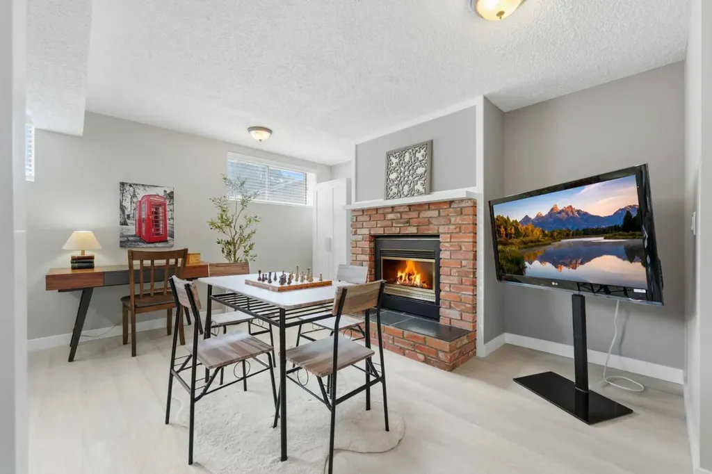 55 Sunbank Road SE Calgary AB T2X 1X8