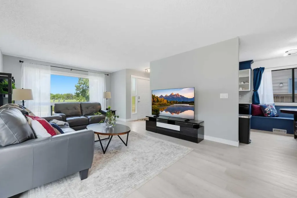 55 Sunbank Road SE Calgary AB T2X 1X8