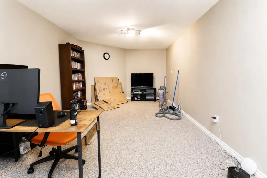 9616 76 Avenue Grande Prairie AB T8V 4L4