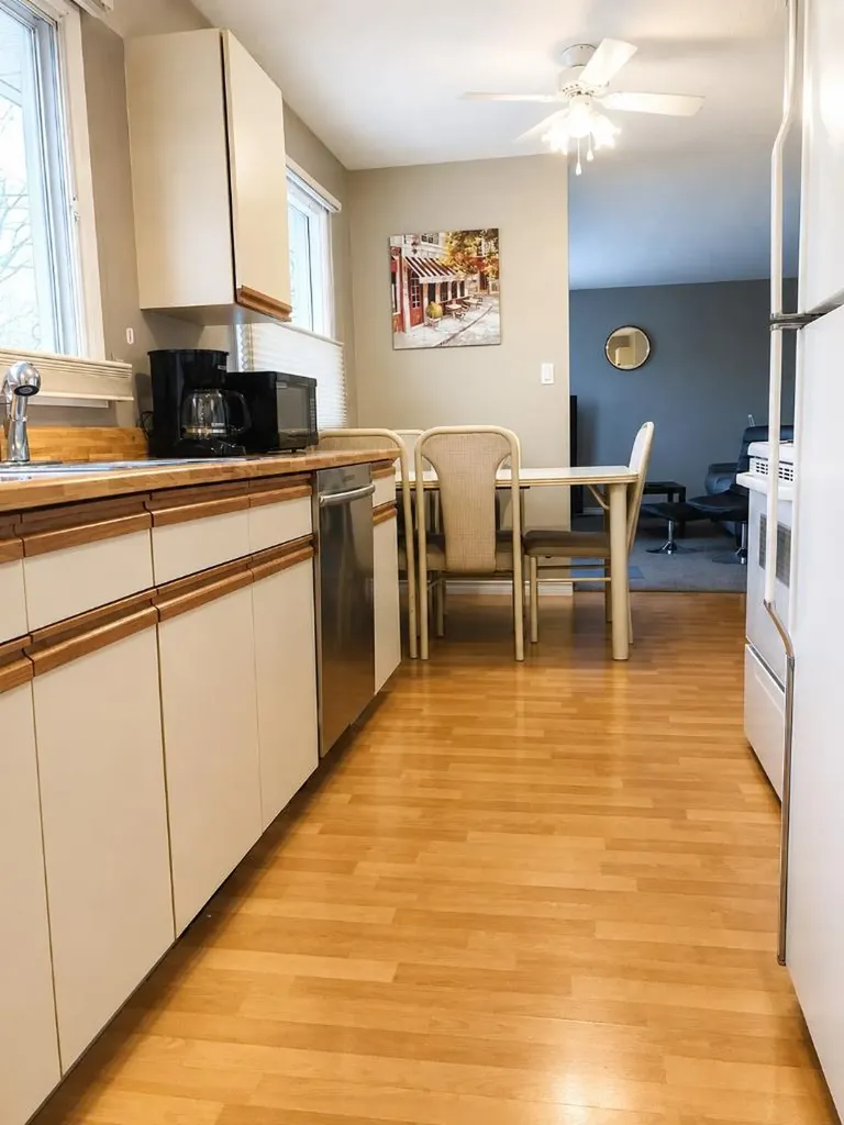 9616 76 Avenue Grande Prairie AB T8V 4L4