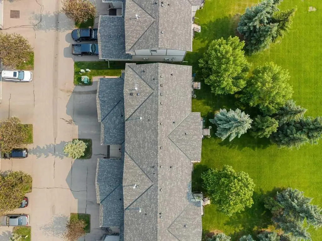 720 Willowbrook Road NW Airdrie AB T4B 2Y9