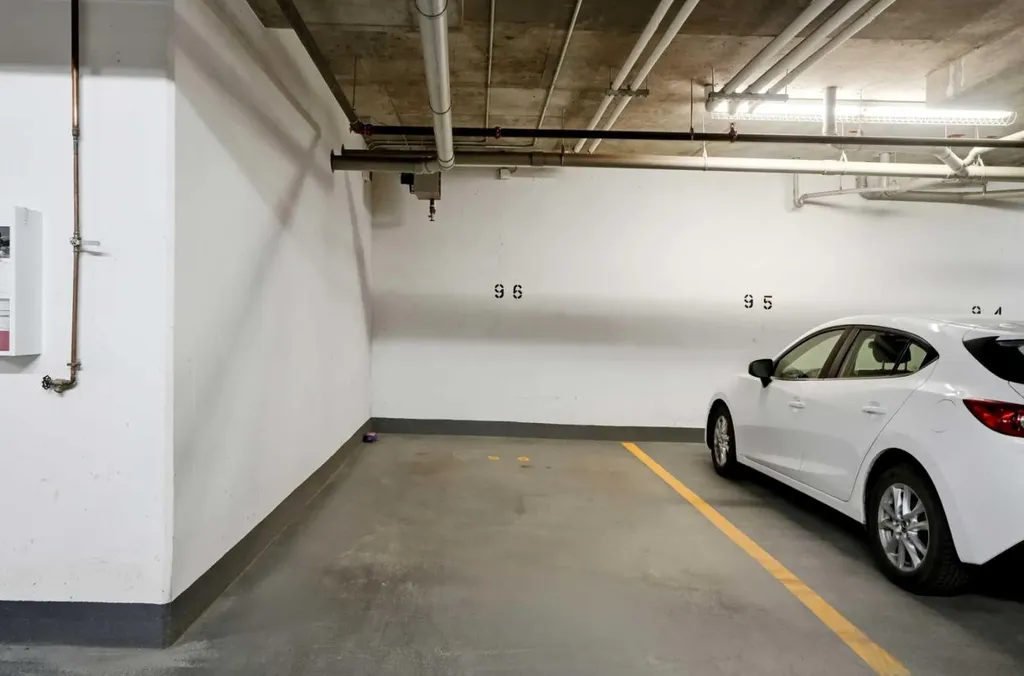 71 34 Avenue SW Calgary AB T2S 3H4