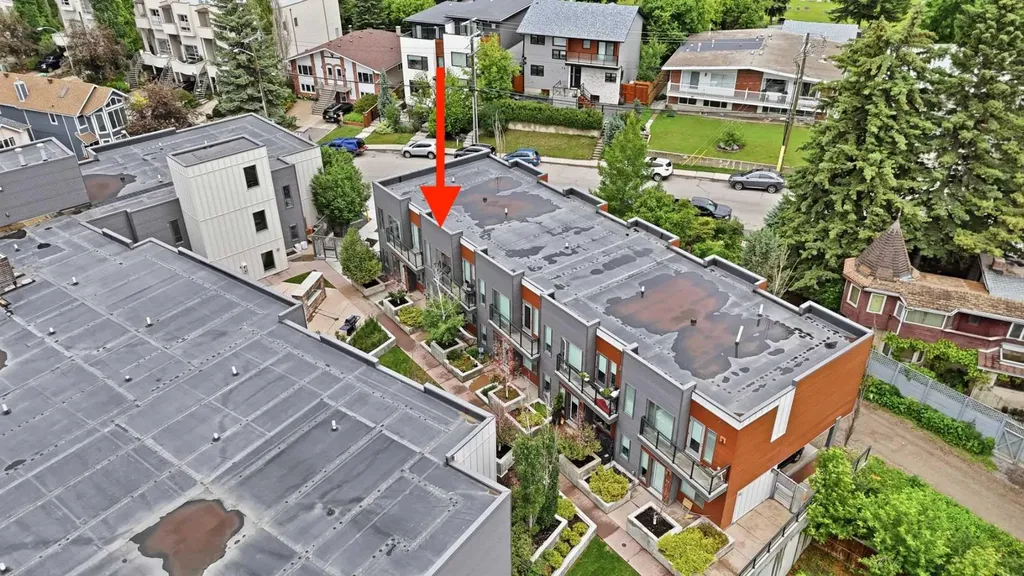 71 34 Avenue SW Calgary AB T2S 3H4