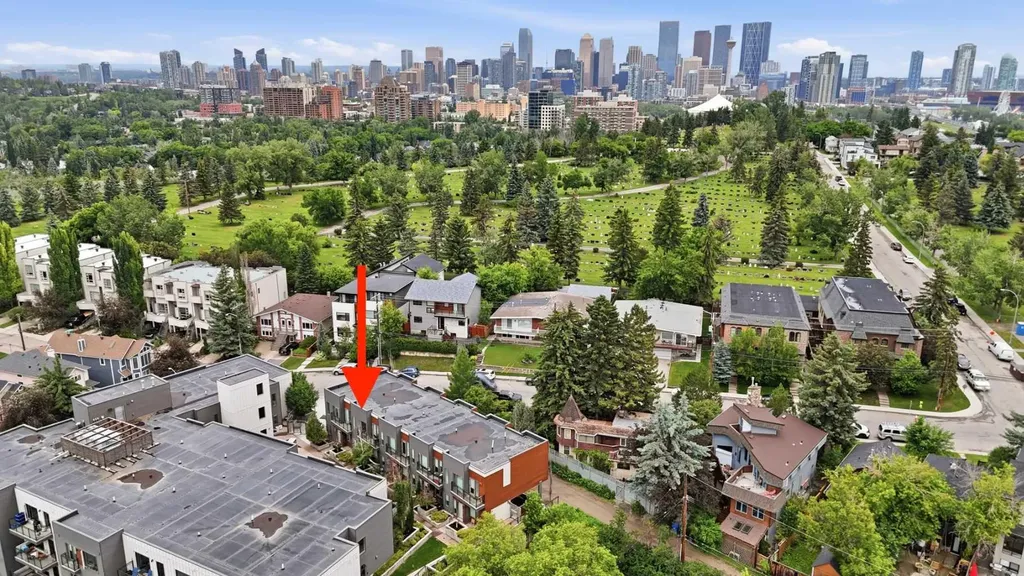 71 34 Avenue SW Calgary AB T2S 3H4