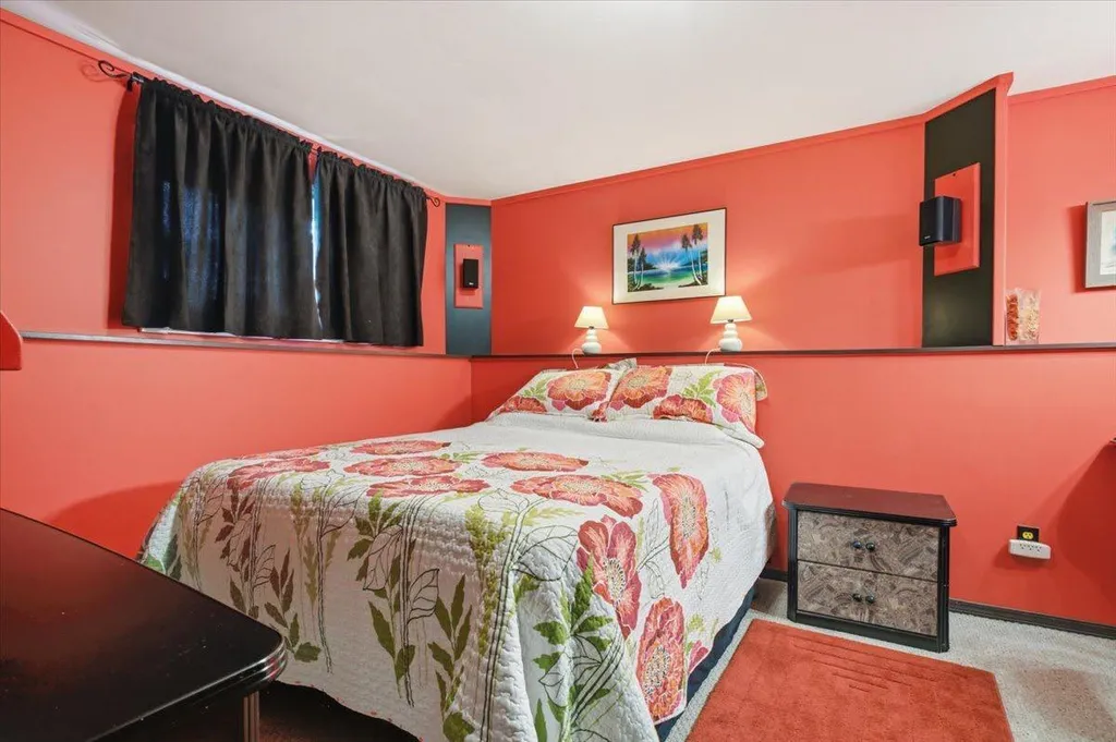 9255 99 Avenue Grande Prairie AB T8V 3X4